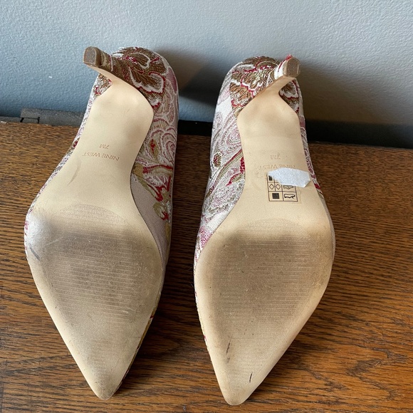 Nine West Gorgeous Embroidered High Heels - Picture 5 of 5